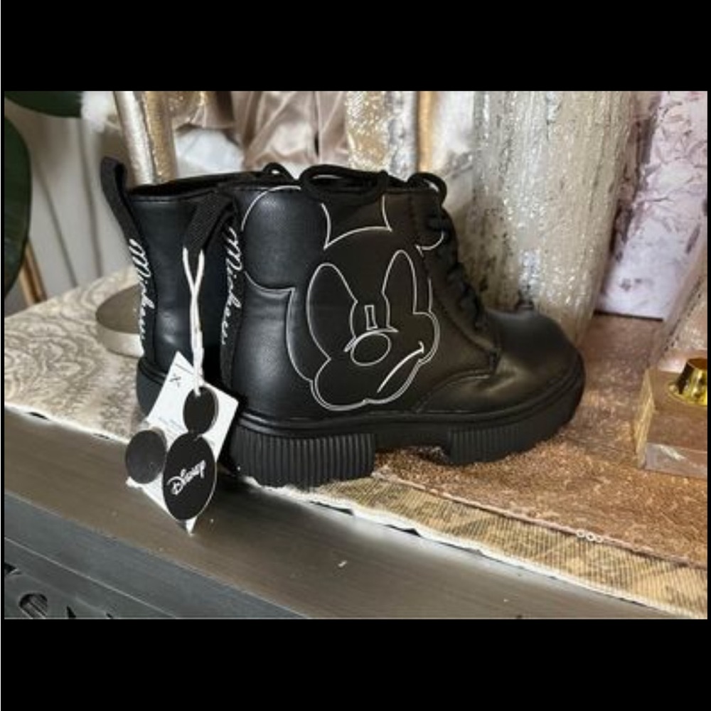 Zara Mickey Mouse Toddler boots